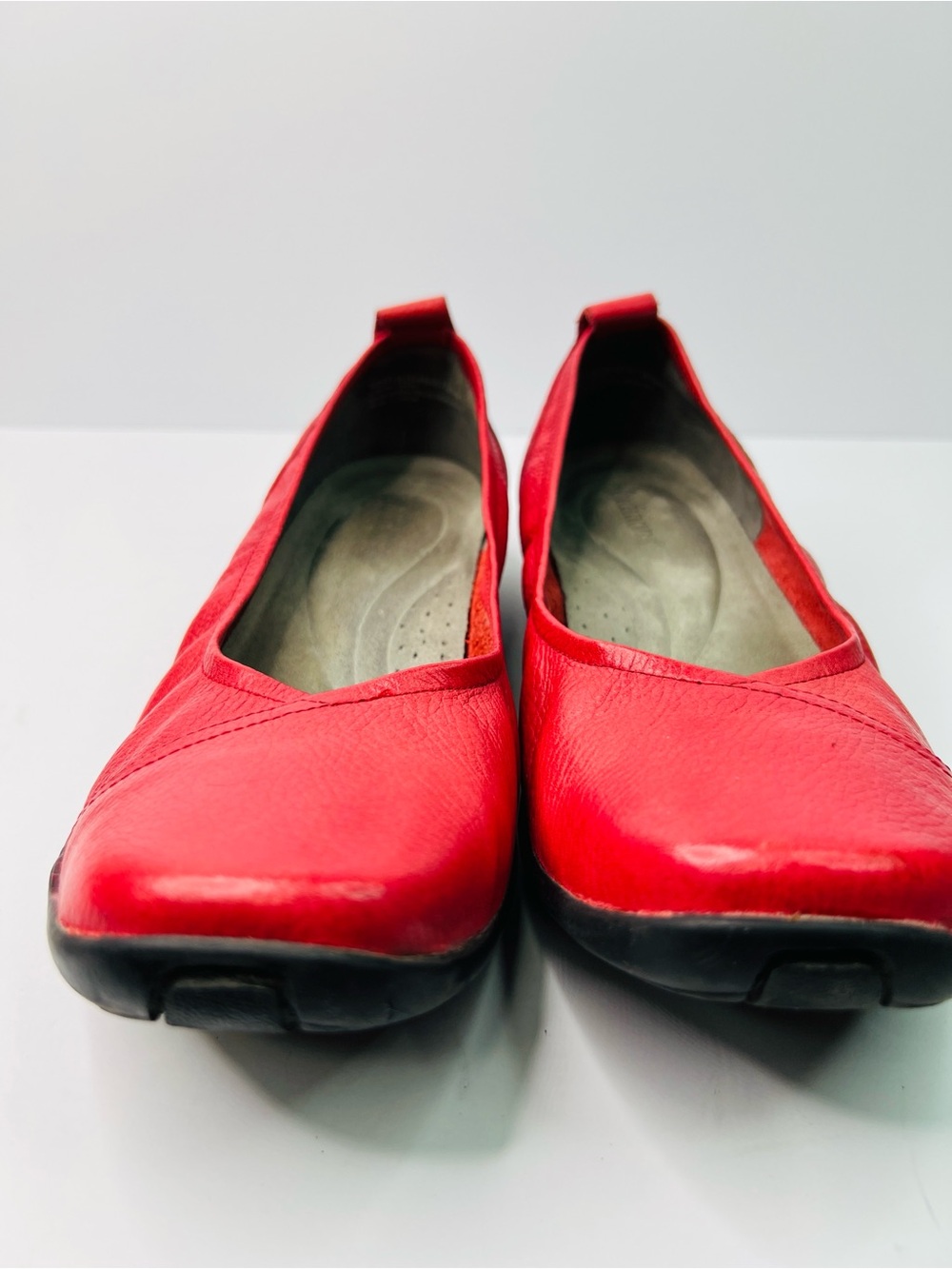 AUDITIONS 10W Pinkish Leather Slip-On Flats